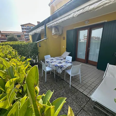 Διαμέρισμα Villaggio Dei Fiori Deluxe